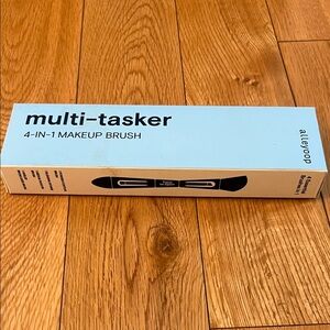 NWT Alleyoop Multi-Tasker 4-in-1 Makeup Brush - Never Used